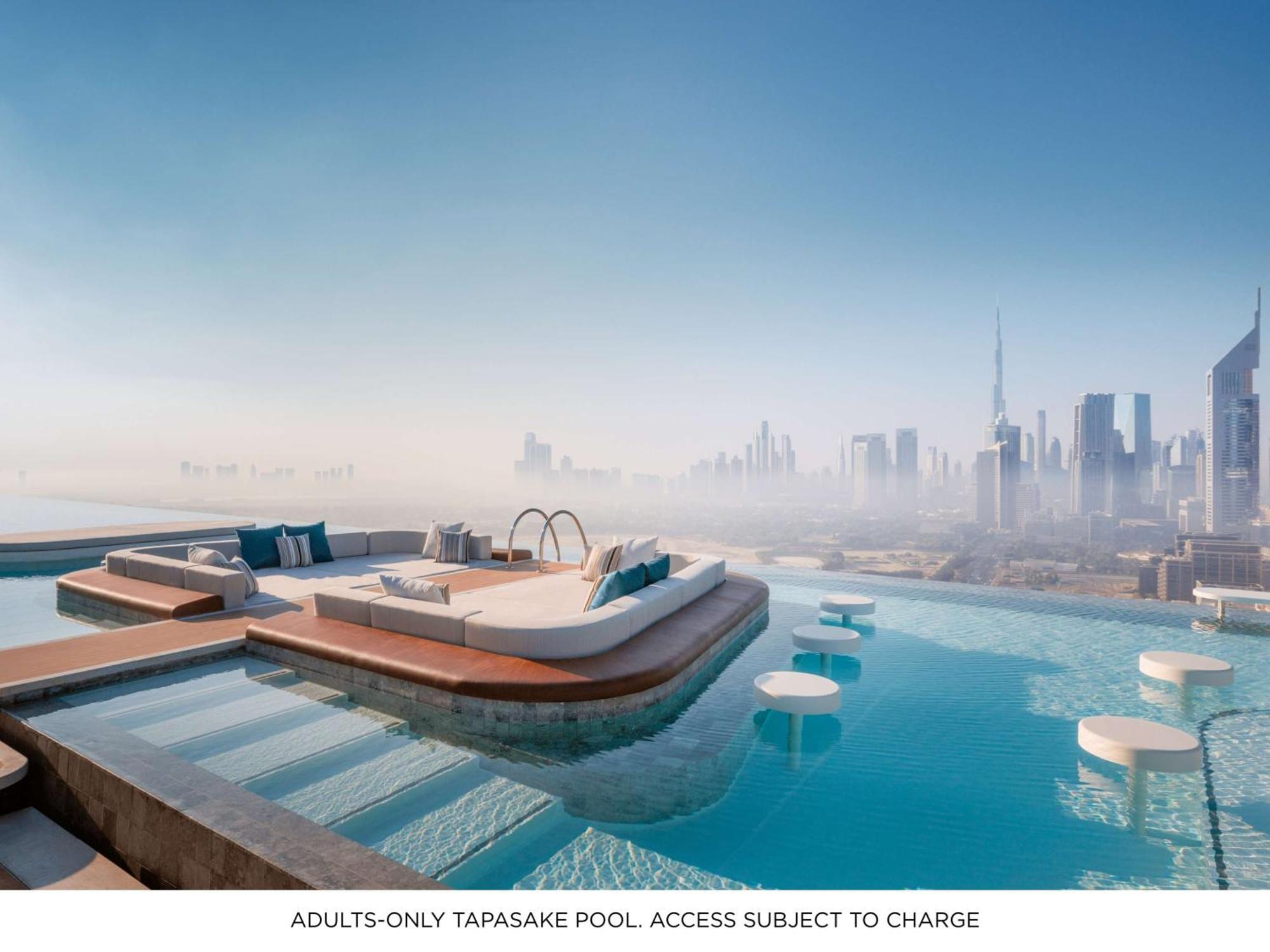 One&Only One Za'Abeel Hotell Dubai Exteriör bild Tapasake Pool